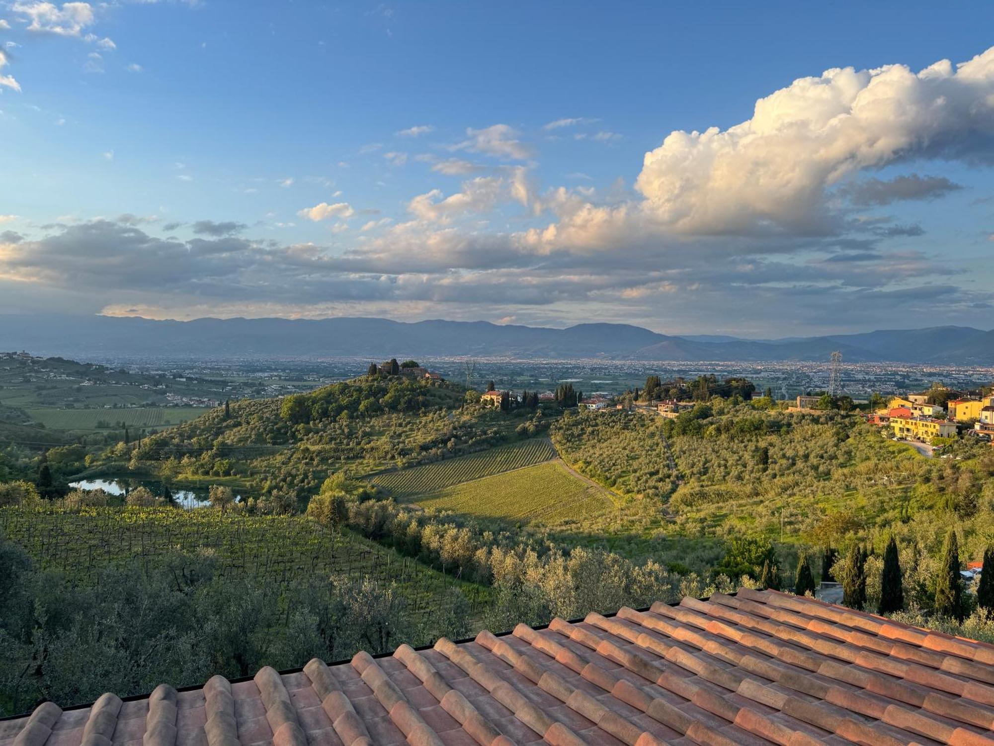 Вилла Agriturismo Sotto La Rocca Карминьяно Экстерьер фото